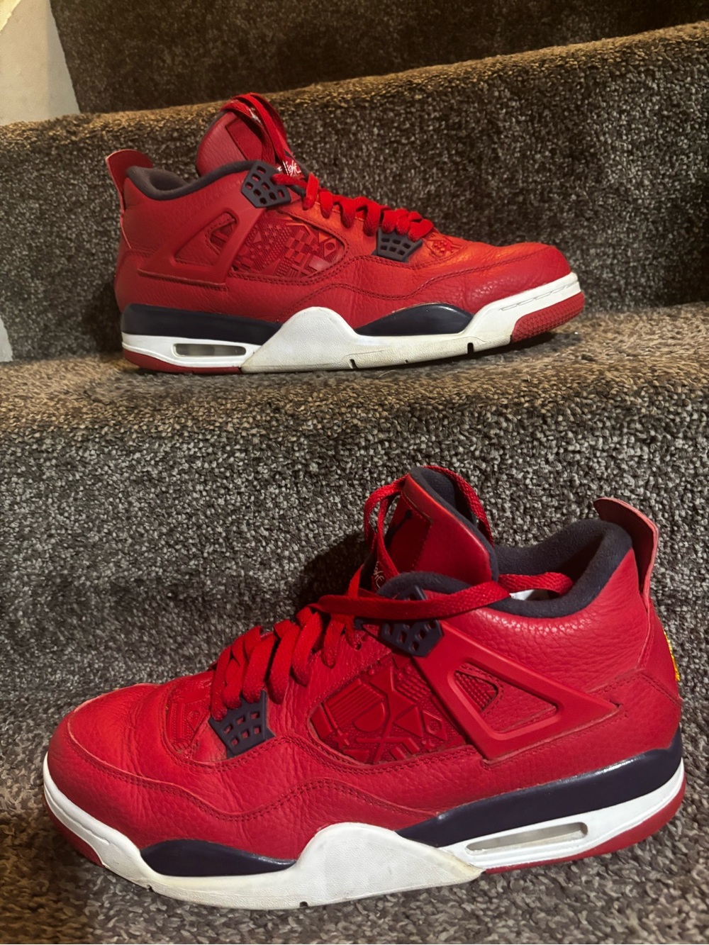 Nike air Jordan 4 retro great condition